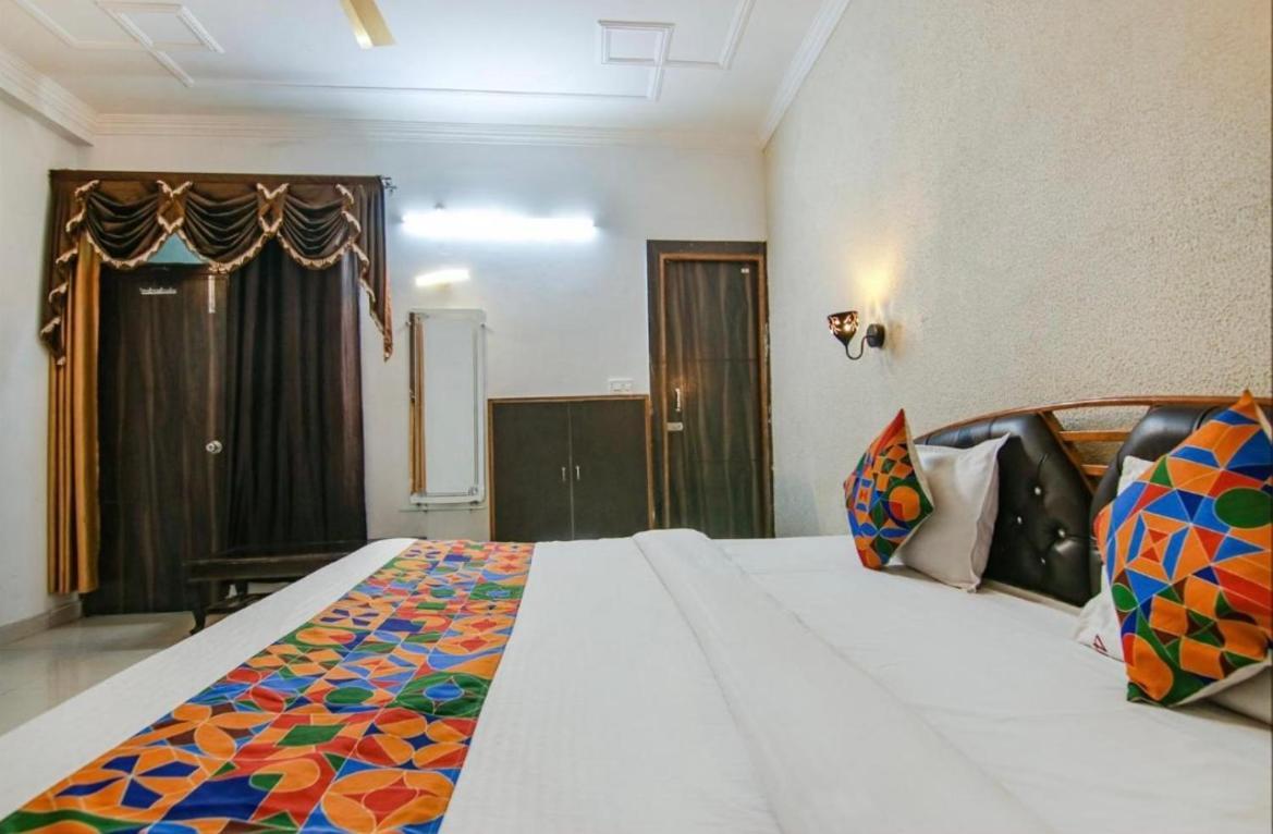 רישיקש The For You Hotel & Restaurant מראה חיצוני תמונה